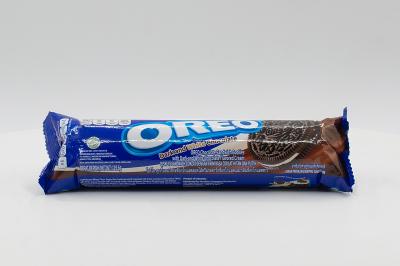 Печенье Oreo c кремом из тёмного и белого шоколада 119,6 гр